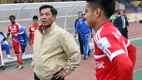 V-League: Ghế HLV trưởng B.BD lung lay?