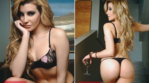 Charlotte Caniggia, con gái của cựu sao Argentina khoe ngực quá lố