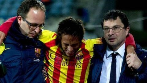 “Thương binh” Neymar mắc chứng tăng động?