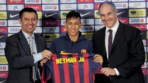 Vụ Barca mua Neymar cần tới 12 bản hợp đồng