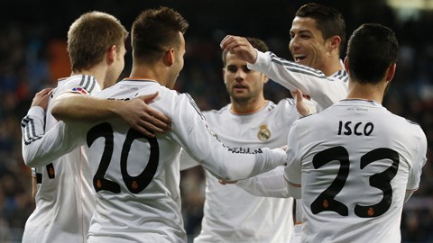 Real 1-0 Espanyol: Ronaldo, Bale "im tiếng", đã có Jese