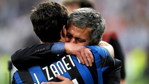 Mourinho muốn tái hợp Zanetti từ mùa tới