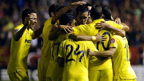Espanyol 1-2 Villarreal: "Tàu ngầm Vàng" tiếp tục giấc mơ Champions League