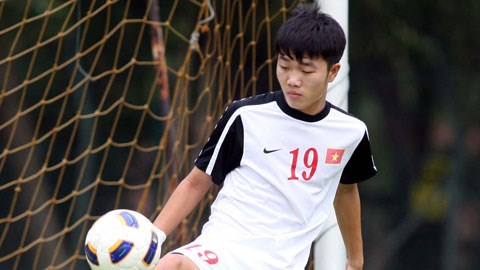 Cầu thủ U19 Việt Nam đá tốt, nói tiếng Anh cũng tài