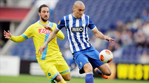 Porto 1-0 Napoli: Nhiều cơ hội, ít bàn thắng