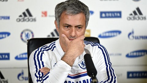 Mourinho: “Vị trí đầu bảng của Chelsea là giả tạo”