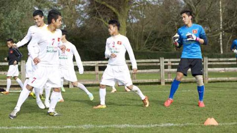 Chùm ảnh U19 Việt Nam tự tin trước trận đấu với U19 Tottenham