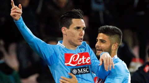 Napoli đánh bại Juve: Hãy quên những  “hàng hiệu” đi!