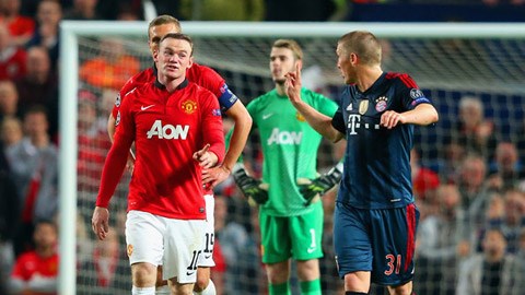 Rooney một mực phủ nhận "cài bẫy" Schweinsteiger