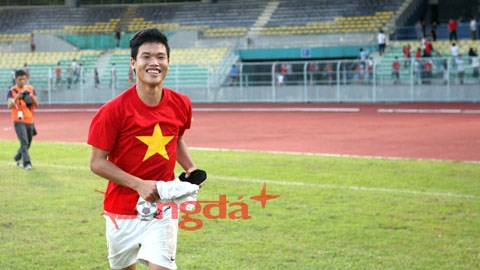 Đông Triều chấn thương, U19 Việt Nam “thủng” hàng thủ