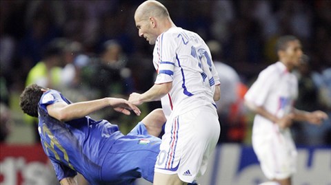 Pha “thiết đầu công” của Zidane được nhớ mãi