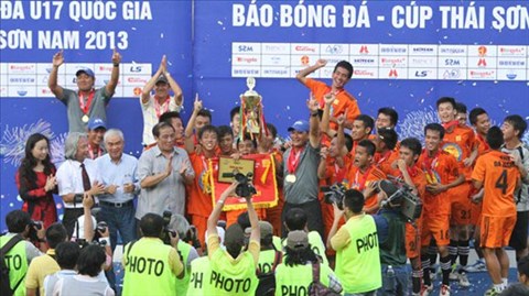 Vòng loại U17 QG báo Bóng đá - Cúp Thái Sơn Nam 2014: 22 đội đăng ký tham dự