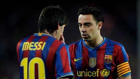 Xavi: “Hãy để Messi yên”