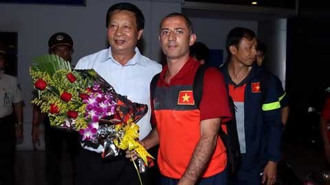 Người hâm mộ chào đón U19 Việt Nam trở về