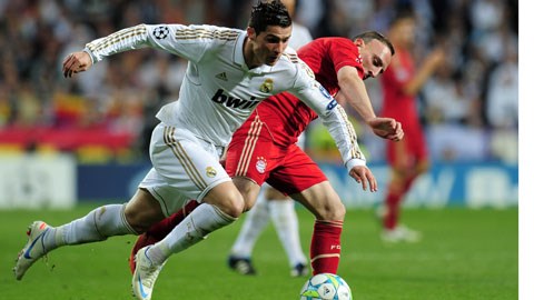 Ribery có cơ hội tái đấu Ronaldo: Chứng tỏ đi, Gã mặt sẹo!
