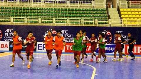 Các tuyển thủ Việt Nam tự tin trước ngày khai mạc VCK futsal châu Á 2014