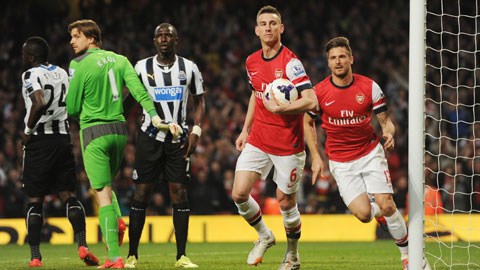 Arsenal xây chắc vị trí thứ 4: Pháo thủ tiệm cận “thành công”