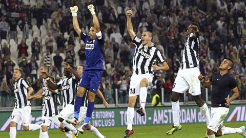 Juventus vô địch Serie A 2013/14: Chào nhà vua '3 sao"!