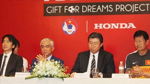 Honda Việt Nam tiếp tục tài trợ cho các ĐTQG