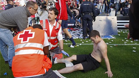 68 người bị thương vì sập hàng rào SVĐ tại La Liga
