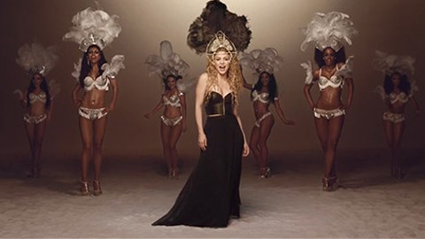 Pique cùng con trai xuất hiện trong MV bài hát World Cup 2014 của Shakira