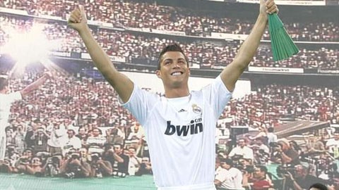 Ronaldo tròn 5 năm ở Real Madrid: Dấu chân khổng lồ