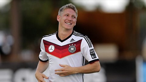 M.U quyết tâm chiêu mộ Schweinsteiger