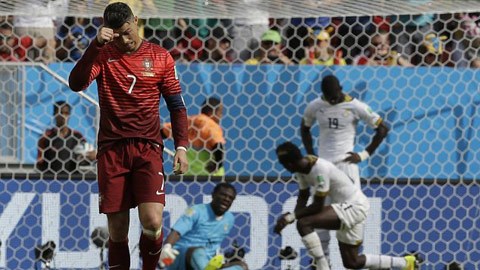 Cristiano Ronaldo: Đáng thương và đáng trách