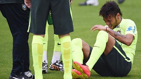 Điểm tin sáng 28/6: Neymar bị đau, Brazil lo sốt vó