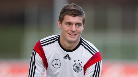 Toni Kroos: Hình mẫu tiền vệ tương lai