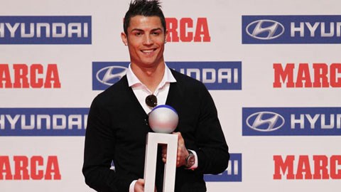 Tin La Liga (11/7): Ronaldo giành giải Alfredo di Stefano lần thứ 3 liên tiếp