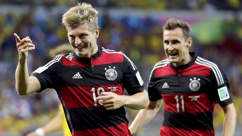 Barca không dám "cuỗm" Kroos miễn phí vì sợ… rạn nứt với Bayern