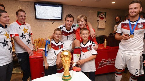 Kỷ lục gia Klose sẽ giải nghệ sau mùa giải 2014/15