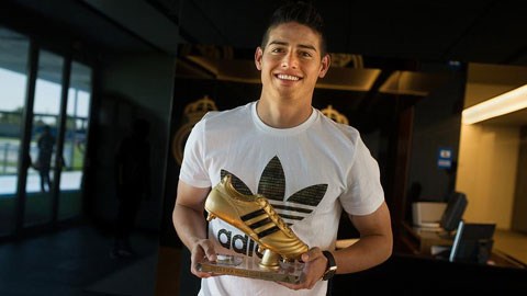 James Rodriguez nhận chiếc giầy vàng World Cup 2014