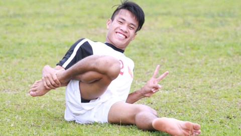 Chùm ảnh: U19 Việt Nam cười như… mùa thu tỏa nắng!