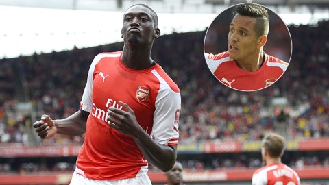 Sanchez-Sanogo, “song sát” trong mơ của Arsenal!