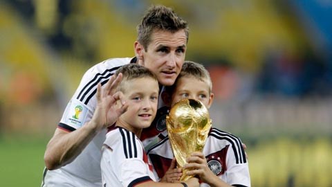 Tin giờ chót ngày 11/8: Klose chia tay ĐT Đức