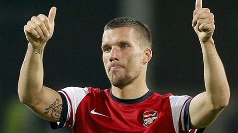 Quan điểm: Arsenal nên giữ Podolski