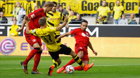 Dortmund 0-2 Leverkusen: Knock-out sau 9 giây