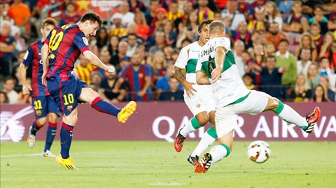 Barcelona 3-0 Elche: Thăng hoa cùng Messi!