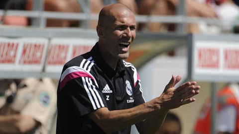 Zidane bị tố đã hành nghề HLV mà chưa có bằng