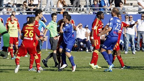 01h00 ngày 14/9: Bastia vs Lens