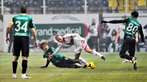 0h00 ngày 16/9: Akhisar Belediyespor vs Sivasspor