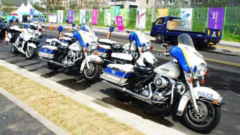 Ngắm dàn xe "khủng" của cảnh sát dẫn đường tại Asian Games 17