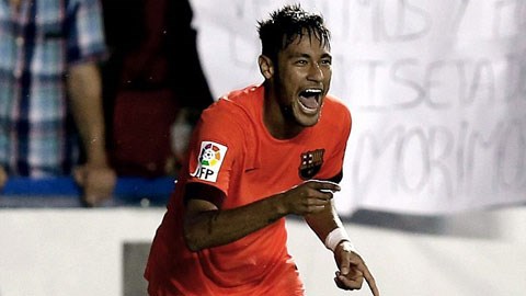 Neymar "nổi đóa" khi bị thay ra