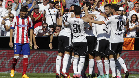 Valencia 3-1 Atletico Madrid: 7 phút kinh hoàng của Nhà Vua