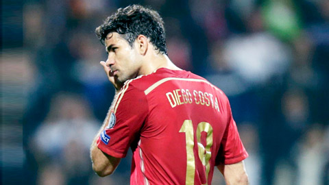 Diego Costa vs Paco Alcacer: Ai mới là “số 9” đích thực?