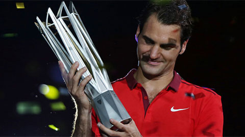 Roger Federer lần đầu tiên đăng quang tại Shanghai Rolex Masters