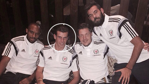 Bale "khẩn nài" fan mua vé cổ vũ xứ Wales trên mạng xã hội