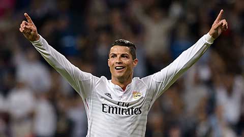 Cơ thể Ronaldo bị quảng cáo “xâu xé” nhiều nhất